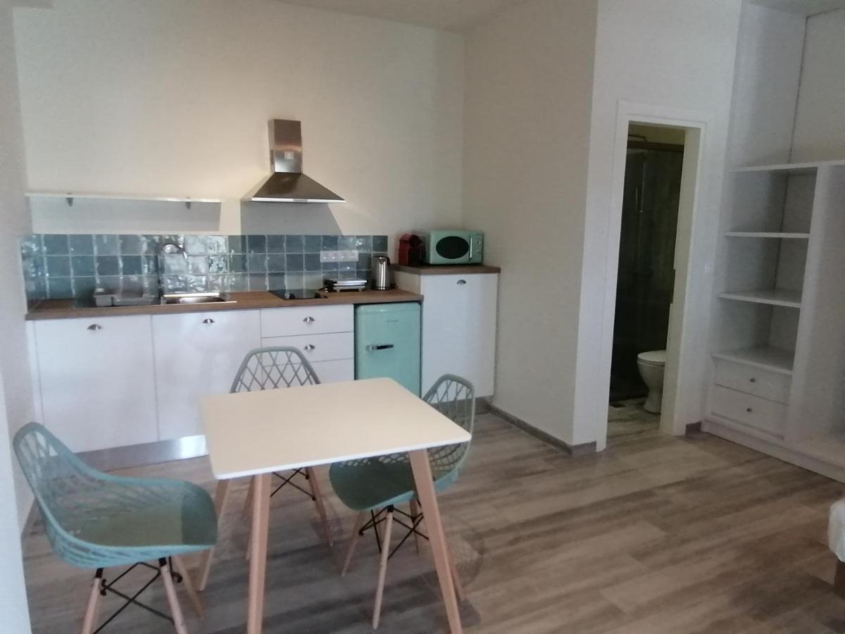 Villa Nena - Studio Suites Kalami  Bagian luar foto