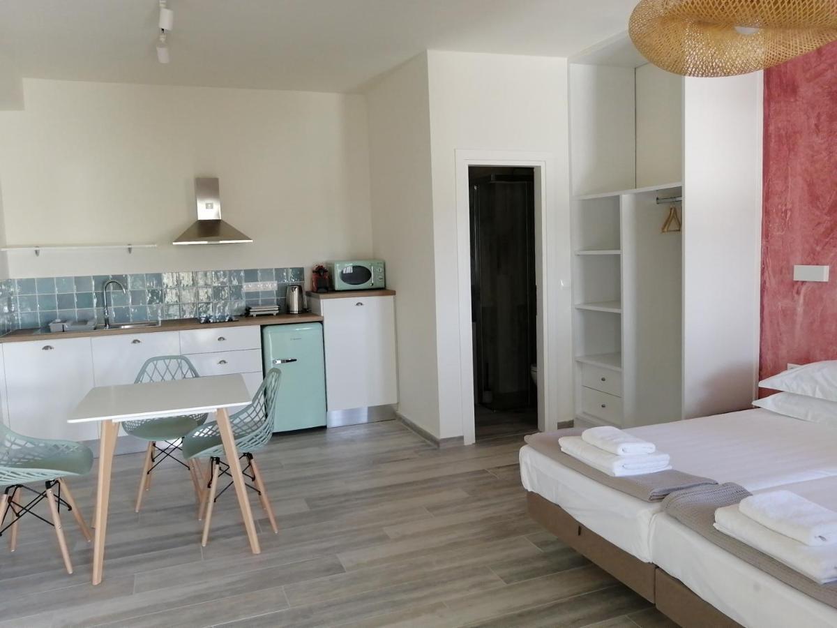 Villa Nena - Studio Suites Kalami  Bagian luar foto